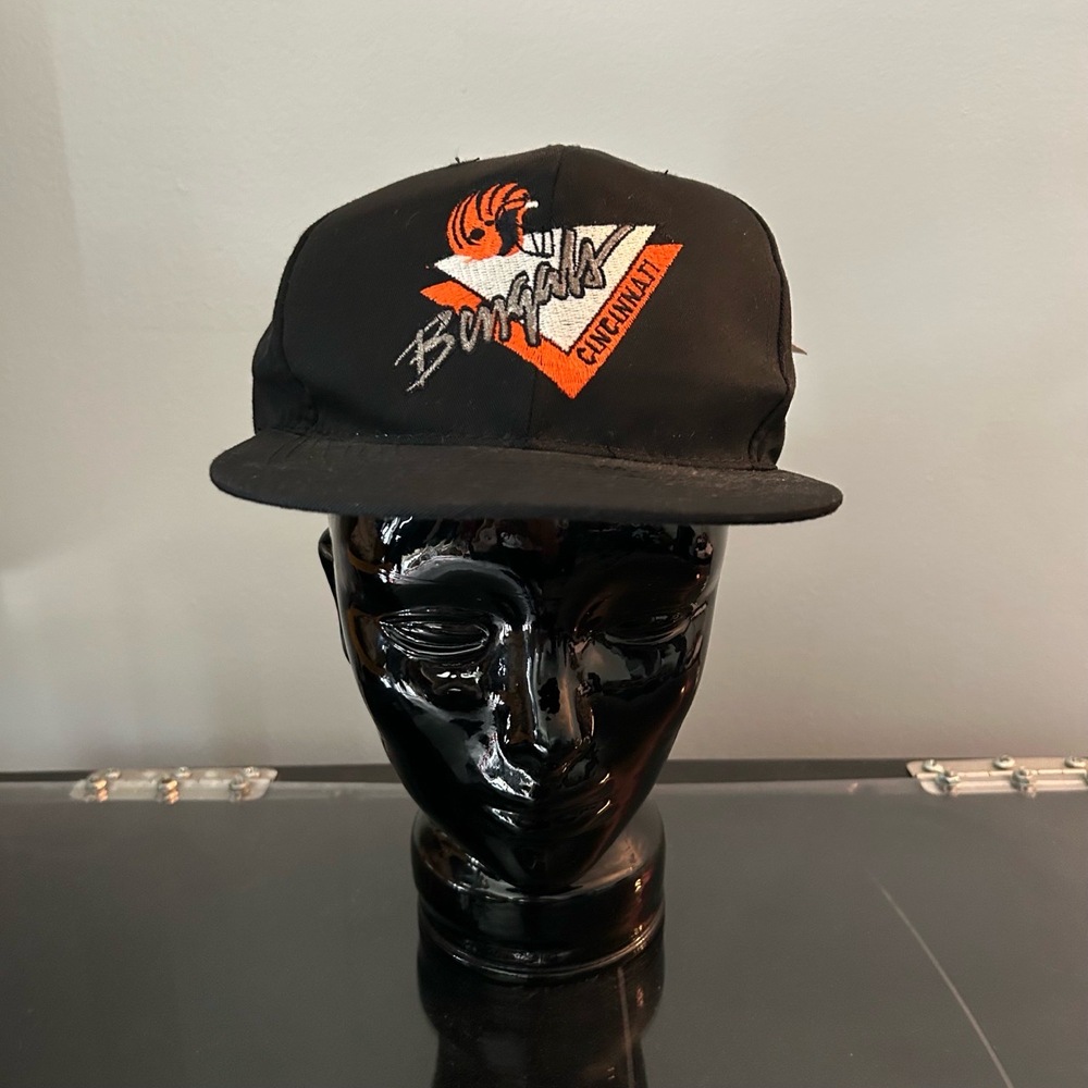 Vintage Cincinnati Bengals Cap Mens OSFA Black Tiger Logo Retro NFL American Nee